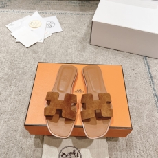 Hermes Slippers